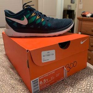 Kids Grade School Nike